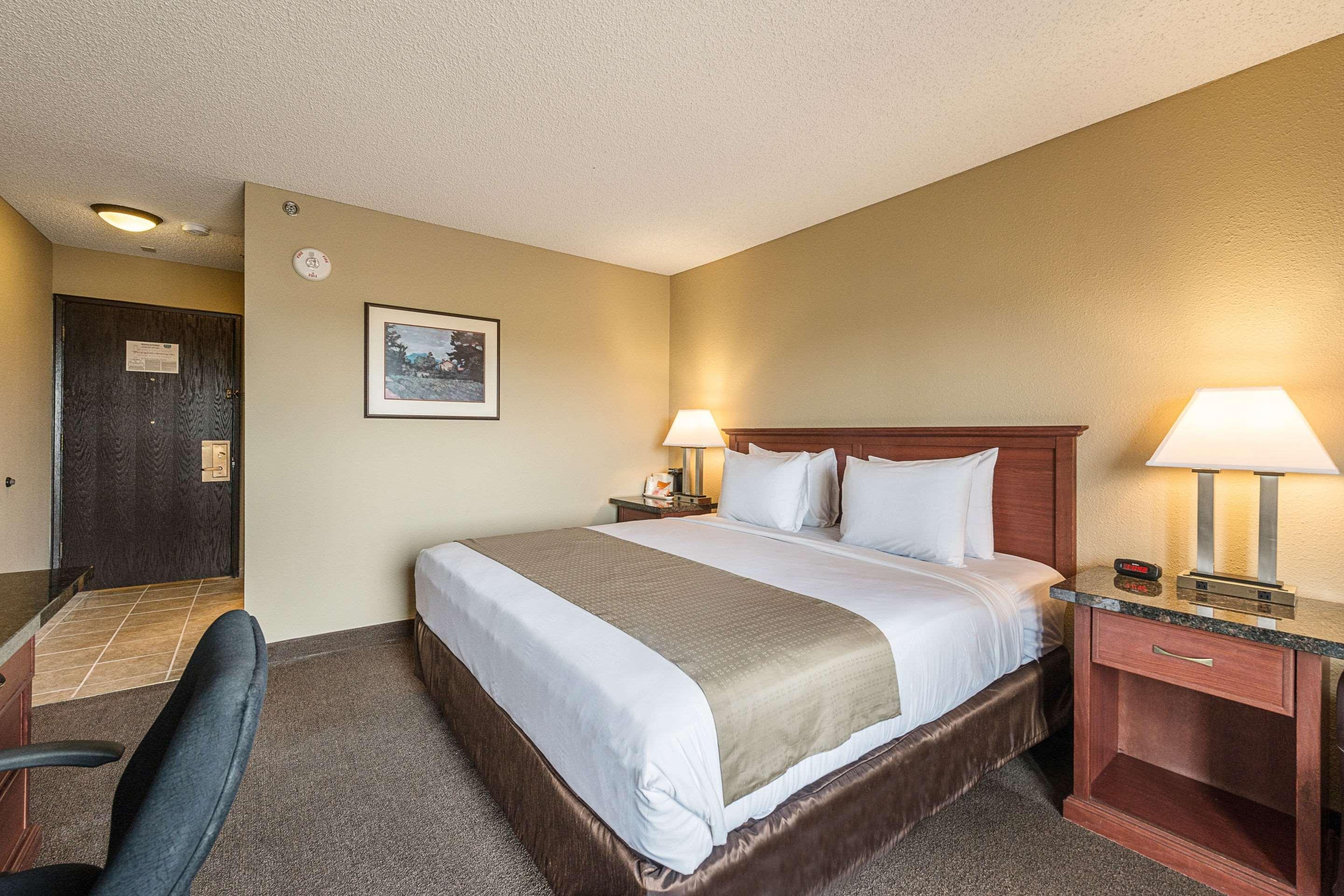 Rodeway Inn & Suites Portland - Jantzen Beach Экстерьер фото