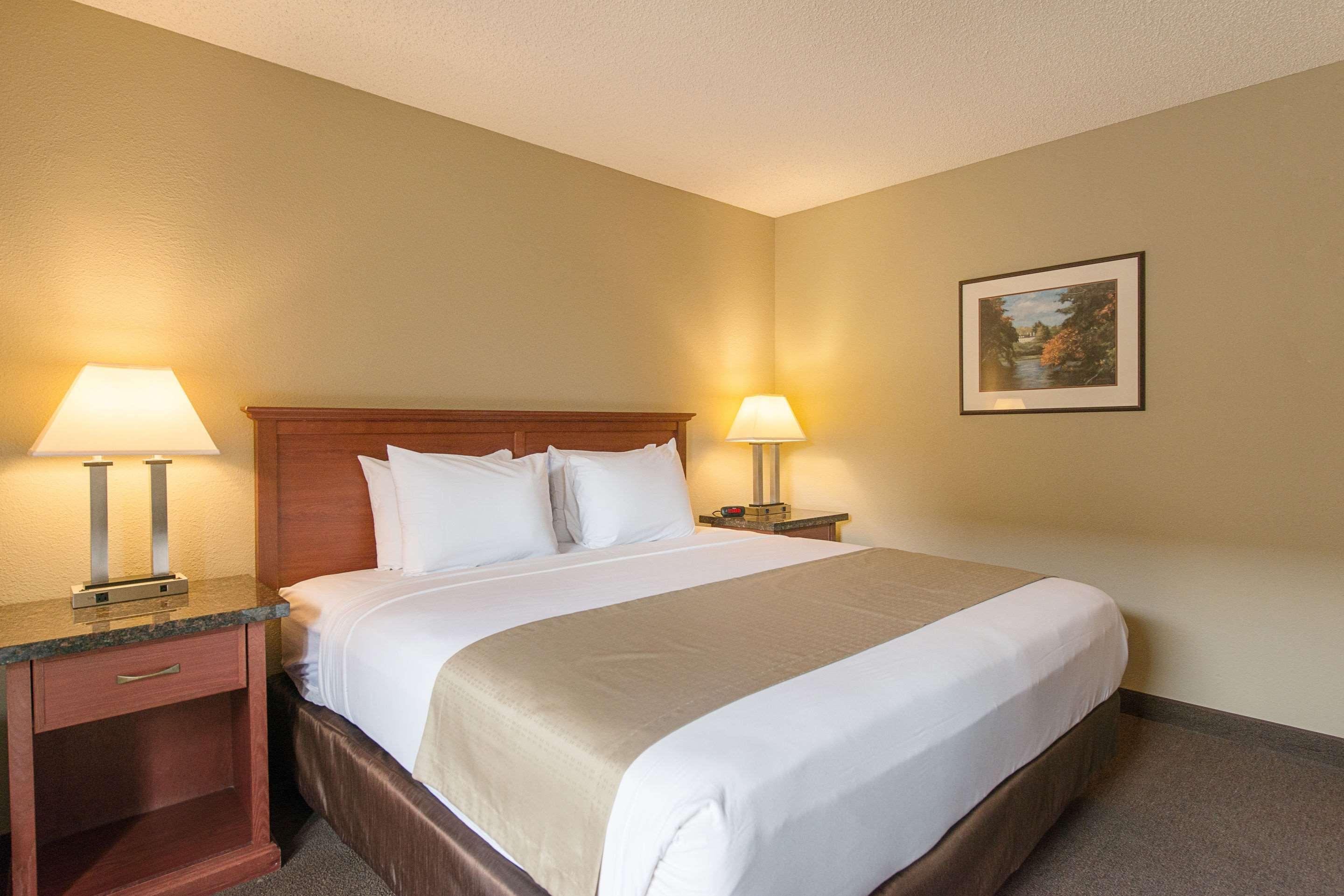 Rodeway Inn & Suites Portland - Jantzen Beach Экстерьер фото