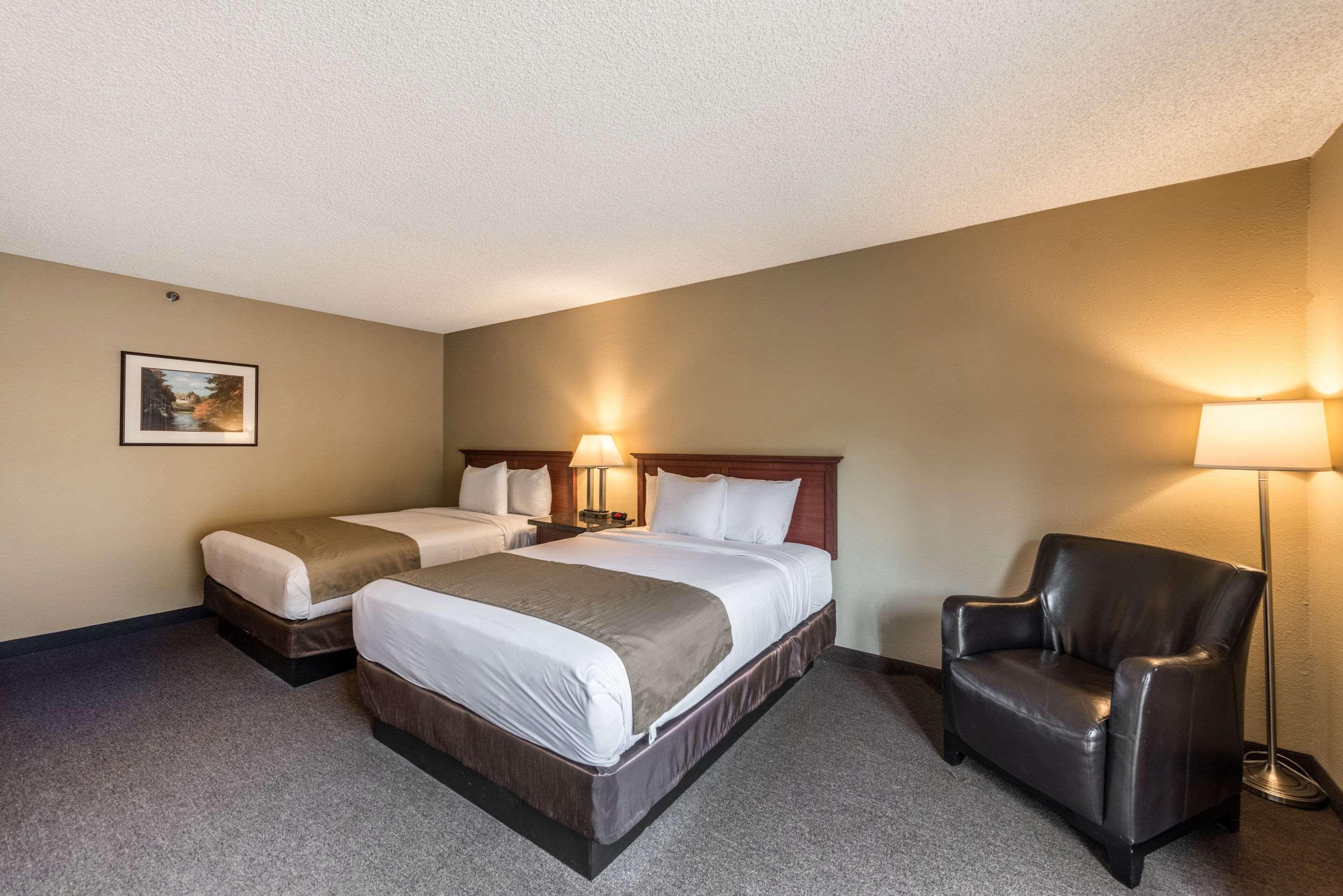 Rodeway Inn & Suites Portland - Jantzen Beach Экстерьер фото