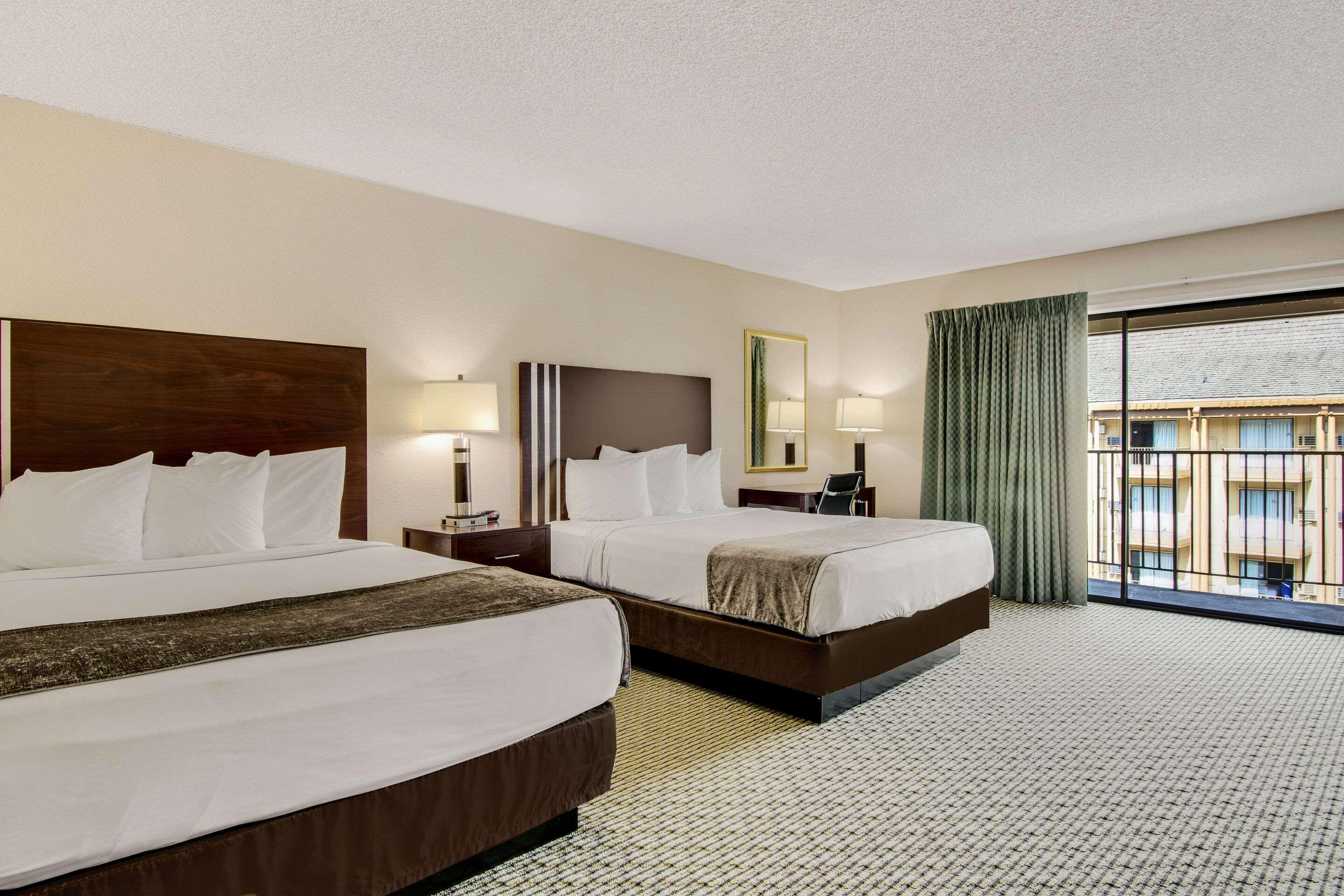Rodeway Inn & Suites Portland - Jantzen Beach Экстерьер фото