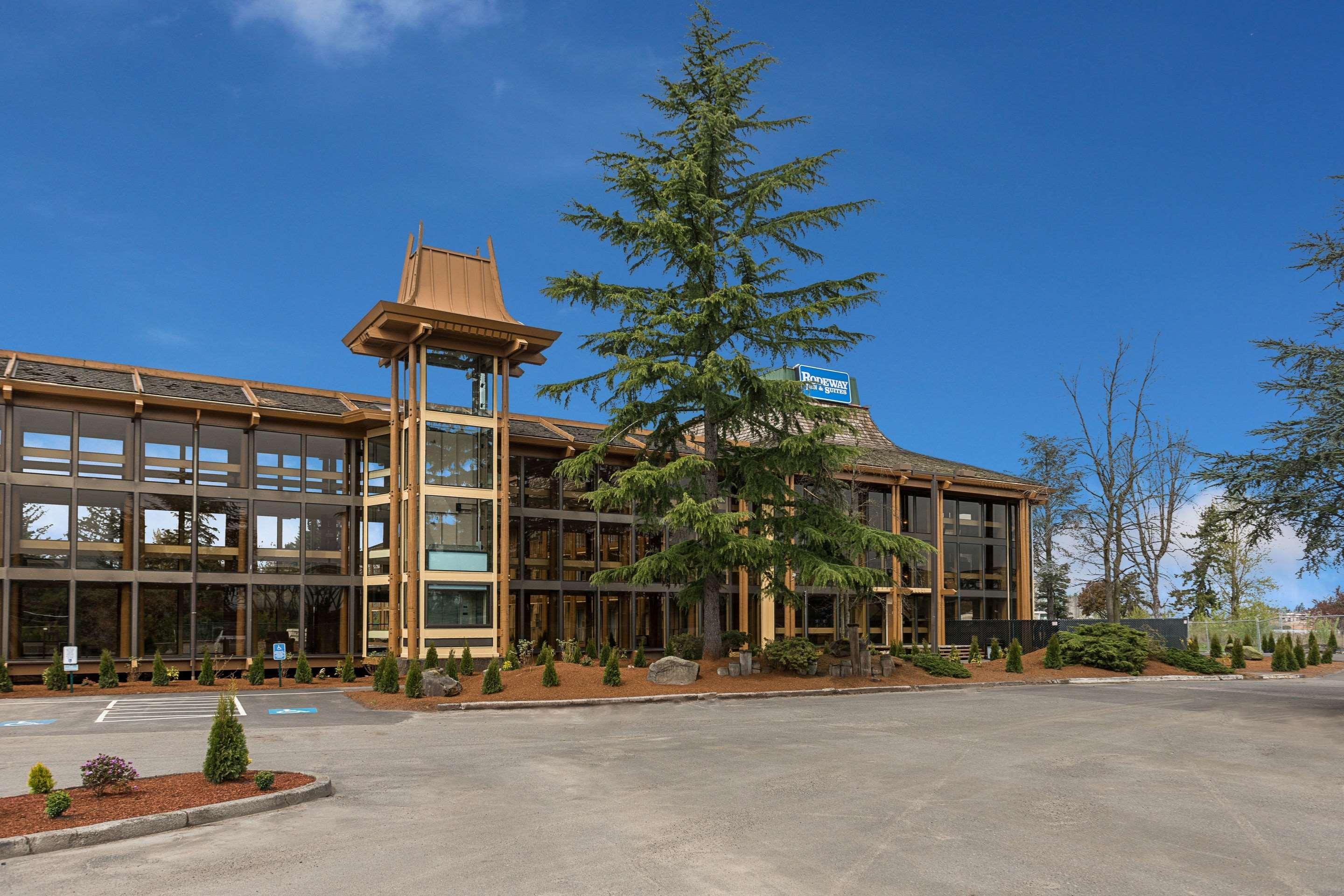 Rodeway Inn & Suites Portland - Jantzen Beach Экстерьер фото