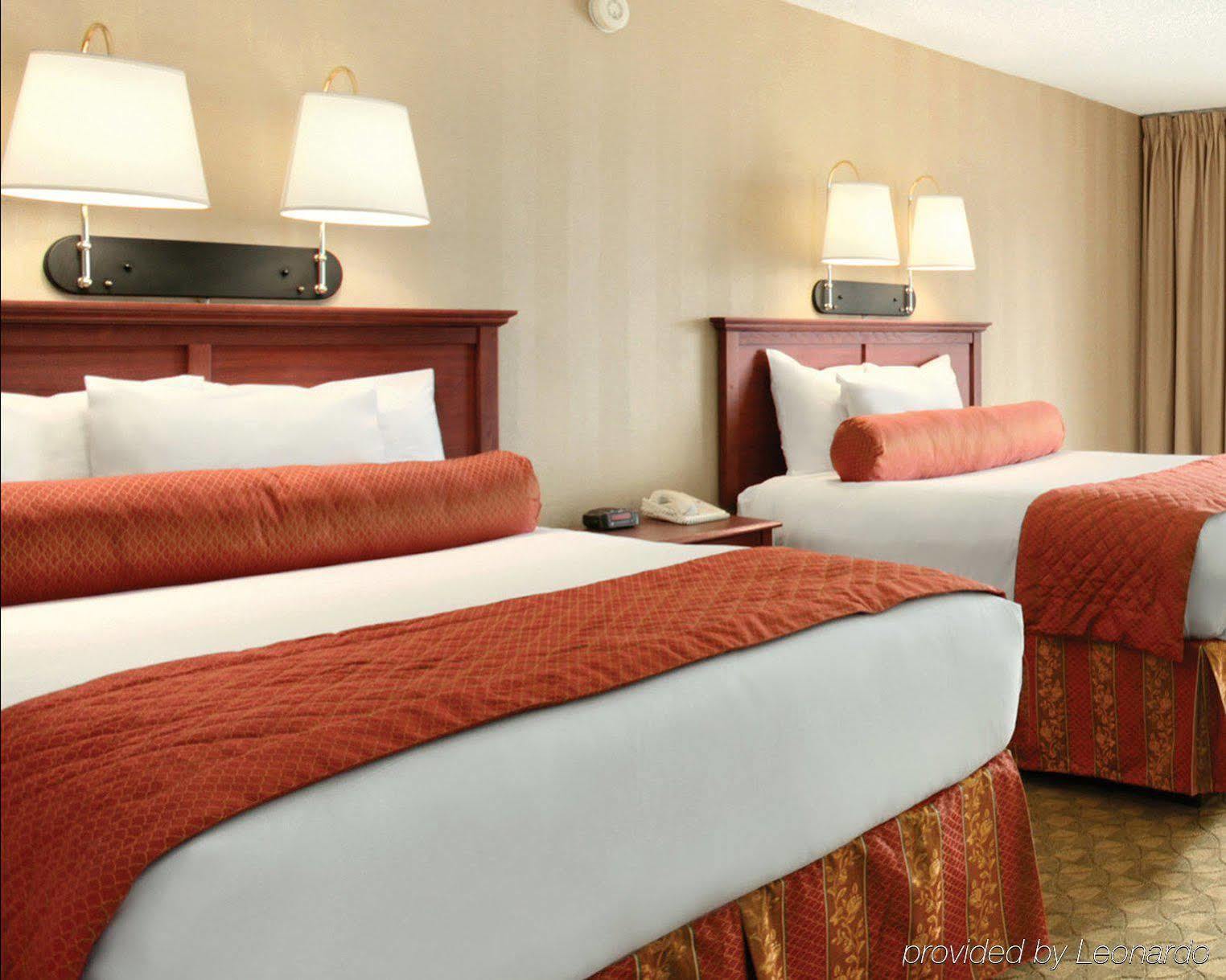Rodeway Inn & Suites Portland - Jantzen Beach Экстерьер фото